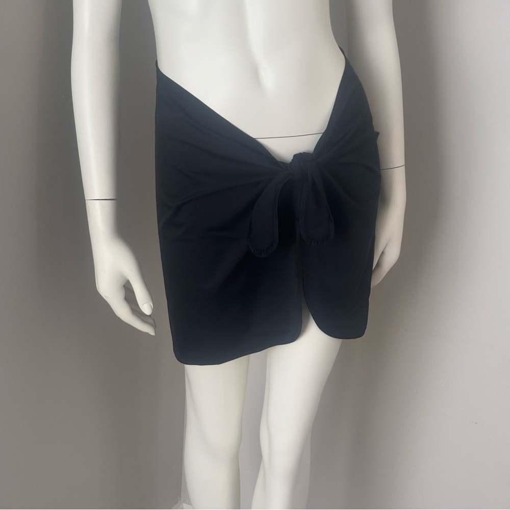 Black Tie-Front Beach Sarong